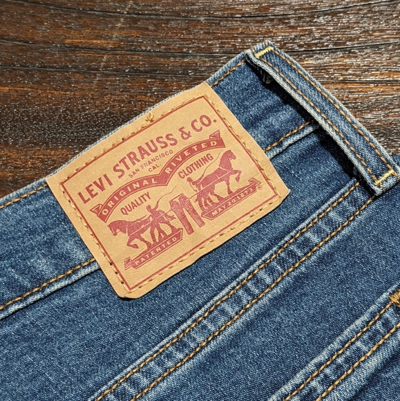 Levi’s Wedgie Jeans Straight Leg High Rise Button Fly Blue Size 32 - Picture 2 of 6